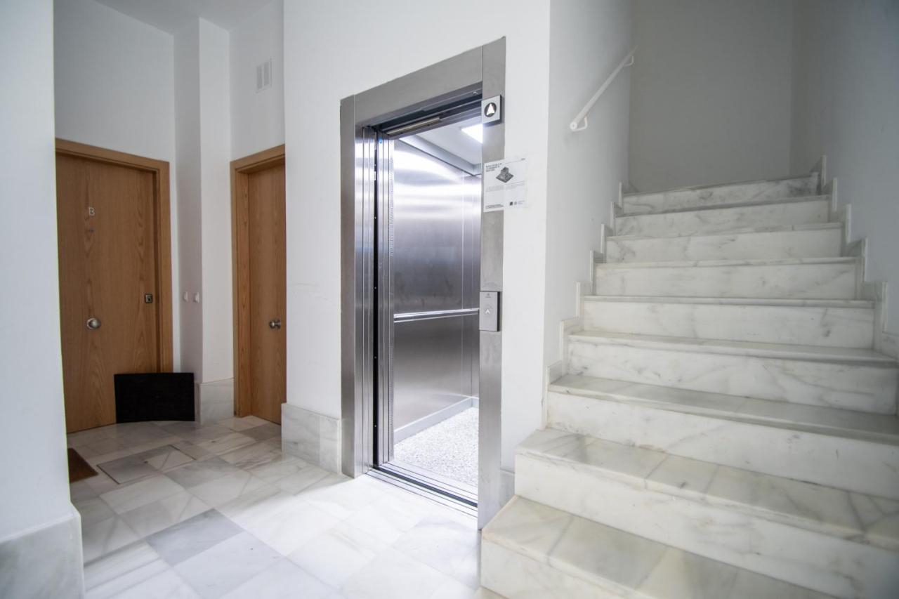Apartamento Colon En 加的斯 外观 照片